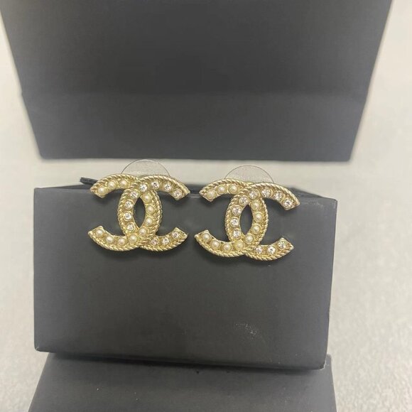 Large Chanel Earrings - Picture 3 of 7